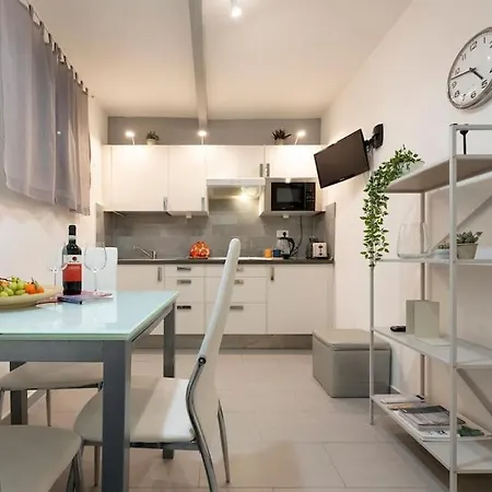 Macci-sant' Ambrogio One Bedroom Flat