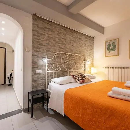 Daire Macci-sant' Ambrogio One Bedroom Flat