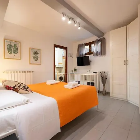 Appartement Macci-sant' Ambrogio One Bedroom Flat *