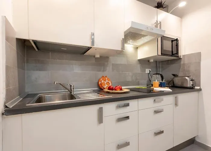 Macci-sant' Ambrogio One Bedroom Flat *